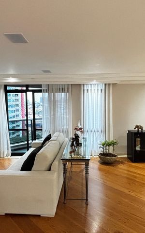 Apartamento para alugar com 320m², 4 quartos e 4 vagas Apartamento para alugar com 320m², 4 quartos e 4 vagasSala - Sala de Jantar