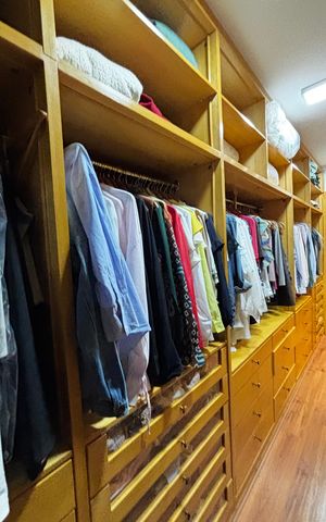 Apartamento para alugar com 320m², 4 quartos e 4 vagas Apartamento para alugar com 320m², 4 quartos e 4 vagasCloset da Suíte 2