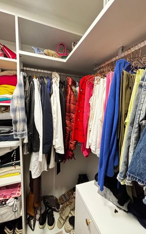 Apartamento para alugar com 320m², 4 quartos e 4 vagas Apartamento para alugar com 320m², 4 quartos e 4 vagasSuíte 4 Closet