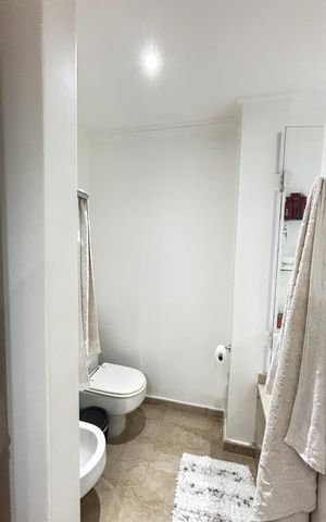 Apartamento para alugar com 320m², 4 quartos e 4 vagas Apartamento para alugar com 320m², 4 quartos e 4 vagasBanheiro da Suíte 2