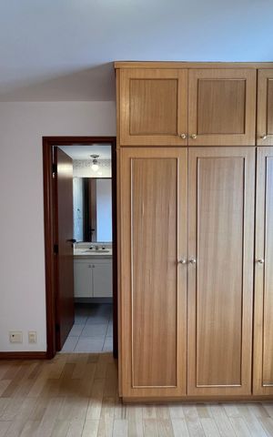 Apartamento para alugar com 126m², 3 quartos e 3 vagas Apartamento para alugar com 126m², 3 quartos e 3 vagasQuarto 3