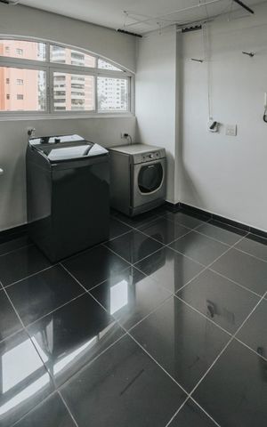 Apartamento à venda com 232m², 4 quartos e sem vaga Apartamento à venda com 232m², 4 quartos e sem vagaÁrea de Serviço