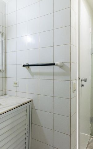 Apartamento para alugar com 44m², 1 quarto e 2 vagas Apartamento para alugar com 44m², 1 quarto e 2 vagasBanheiro