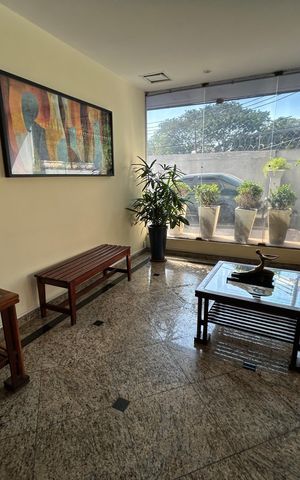 Apartamento à venda com 59m², 2 quartos e 1 vagaHall de entrada