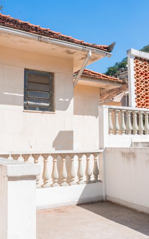 Casa à venda com 350m², 7 quartos e 5 vagas Casa à venda com 350m², 7 quartos e 5 vagasCobertura