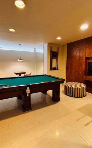 Apartamento à venda com 243m², 4 quartos e 3 vagas Apartamento à venda com 243m², 4 quartos e 3 vagasSalão de jogos