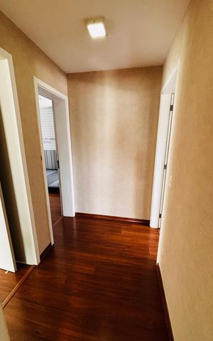 Apartamento à venda com 243m², 4 quartos e 3 vagas Apartamento à venda com 243m², 4 quartos e 3 vagasCorredor