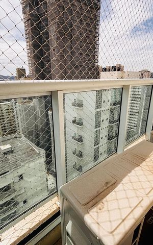 Apartamento à venda com 243m², 4 quartos e 3 vagas Apartamento à venda com 243m², 4 quartos e 3 vagasVaranda suíte 1
