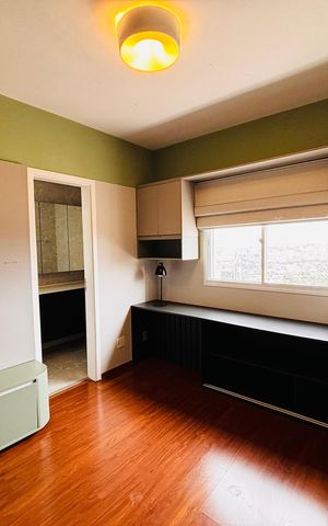 Apartamento à venda com 243m², 4 quartos e 3 vagas Apartamento à venda com 243m², 4 quartos e 3 vagasSuíte 2