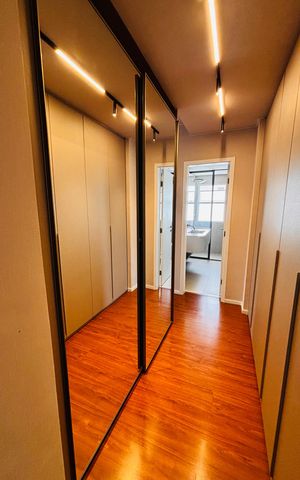 Apartamento à venda com 243m², 4 quartos e 3 vagas Apartamento à venda com 243m², 4 quartos e 3 vagasSuíte 1