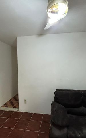 Casa para alugar com 75m², 2 quartos e sem vagaSala