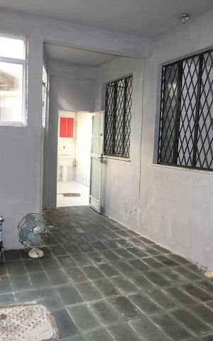 Casa para alugar com 75m², 2 quartos e sem vagaVaranda