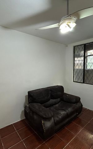 Casa para alugar com 75m², 2 quartos e sem vagaSala