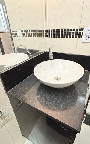 Casa para alugar com 75m², 2 quartos e sem vagaBanheiro