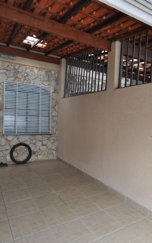 Casa à venda com 101m², 2 quartos e 1 vagaGaragem