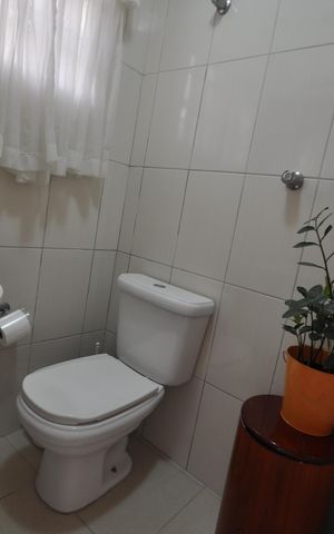 Casa à venda com 101m², 2 quartos e 1 vagaBanheiro de serviço