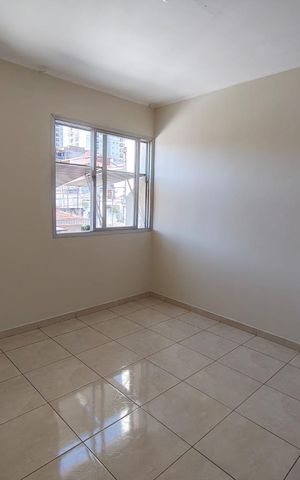 Casa à venda com 155m², 4 quartos e 3 vagas Casa à venda com 155m², 4 quartos e 3 vagasQuarto