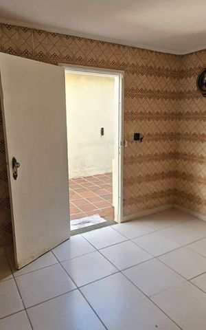 Casa à venda com 155m², 4 quartos e 3 vagas Casa à venda com 155m², 4 quartos e 3 vagasCozinha