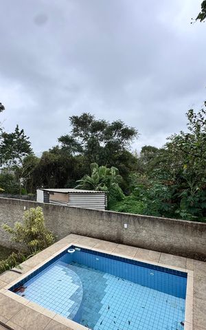 Casa de condomínio à venda com 100m², 3 quartos e 2 vagas Casa de condomínio à venda com 100m², 3 quartos e 2 vagasÁrea externa