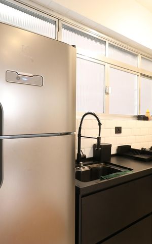 Apartamento para alugar com 60m², 2 quartos e sem vagaCozinha e Área de Serviço
