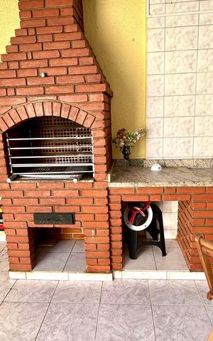 Casa para alugar com 183m², 3 quartos e 4 vagasChurrasqueira