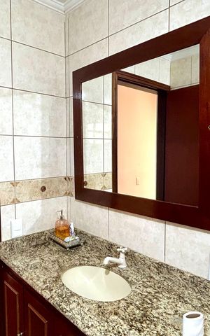 Casa para alugar com 183m², 3 quartos e 4 vagasBanheiro 1