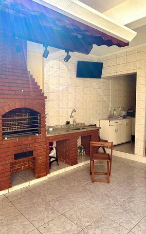Casa para alugar com 183m², 3 quartos e 4 vagasChurrasqueira