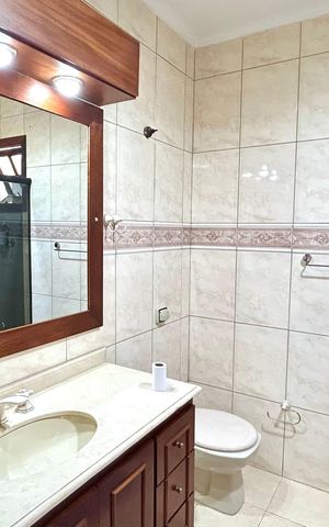 Casa para alugar com 183m², 3 quartos e 4 vagasBanheiro da Suíte