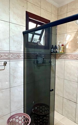 Casa para alugar com 183m², 3 quartos e 4 vagasBanheiro da Suíte