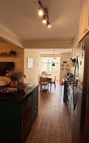 Apartamento à venda com 70m², 2 quartos e sem vaga Apartamento à venda com 70m², 2 quartos e sem vagaCozinha