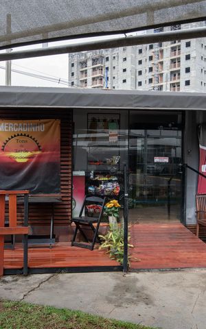 Apartamento para alugar com 43m², 2 quartos e 1 vaga Apartamento para alugar com 43m², 2 quartos e 1 vagaÁrea Comum - Conveniência 24H