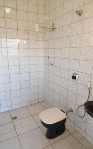 Casa à venda com 400m², 4 quartos e 4 vagasBanheiro de serviço