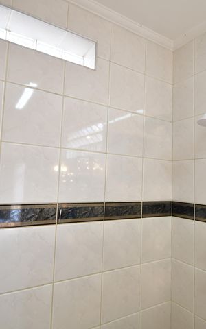 Casa à venda com 400m², 4 quartos e 4 vagasBanheiro Suíte