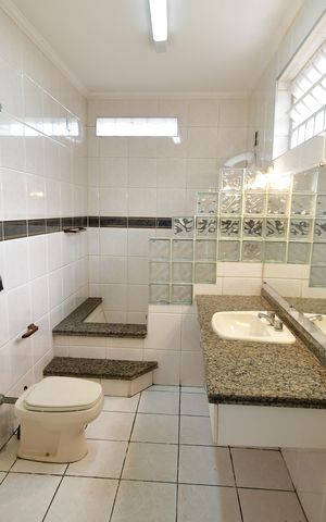 Casa à venda com 400m², 4 quartos e 4 vagasBanheiro Suíte