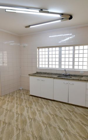Casa à venda com 400m², 4 quartos e 4 vagasCozinha