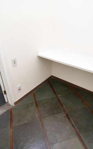 Casa à venda com 400m², 4 quartos e 4 vagasEscritório