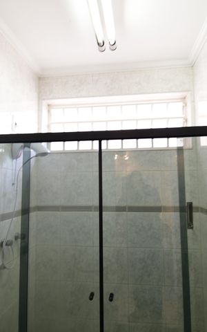 Casa à venda com 400m², 4 quartos e 4 vagasBanheiro Suíte