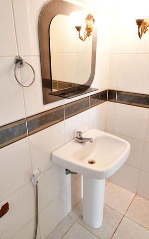 Casa à venda com 400m², 4 quartos e 4 vagasBanheiro Suíte