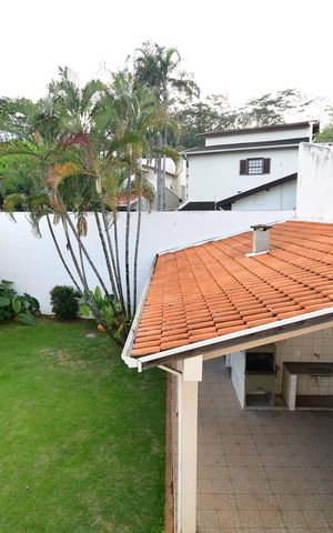 Casa à venda com 400m², 4 quartos e 4 vagasSala 2 - Vista