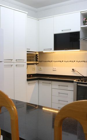 Casa à venda com 170m², 3 quartos e 2 vagasCozinha