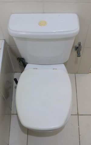 Casa à venda com 170m², 3 quartos e 2 vagasBanheiro 2
