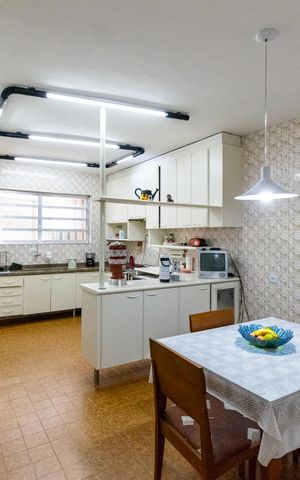 Casa para alugar com 223m², 3 quartos e 4 vagas Casa para alugar com 223m², 3 quartos e 4 vagasCozinha