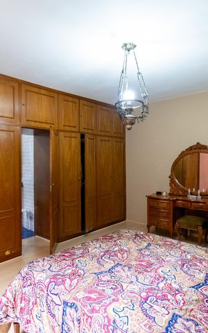 Casa para alugar com 223m², 3 quartos e 4 vagas Casa para alugar com 223m², 3 quartos e 4 vagasSuíte