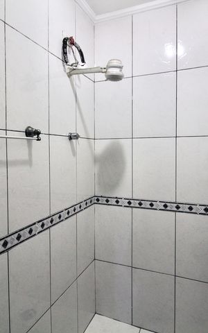 Casa para alugar com 230m², 4 quartos e 1 vaga Casa para alugar com 230m², 4 quartos e 1 vagaBanheiro
