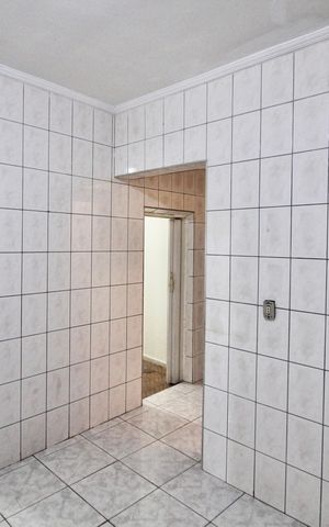 Casa para alugar com 230m², 4 quartos e 1 vaga Casa para alugar com 230m², 4 quartos e 1 vagaCozinha