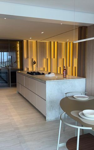 Apartamento à venda com 327m², 4 quartos e 4 vagas Apartamento à venda com 327m², 4 quartos e 4 vagasCozinha