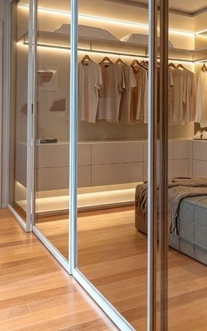 Apartamento à venda com 327m², 4 quartos e 4 vagas Apartamento à venda com 327m², 4 quartos e 4 vagasCloset