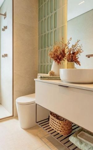 Apartamento à venda com 327m², 4 quartos e 4 vagas Apartamento à venda com 327m², 4 quartos e 4 vagasBanheiro