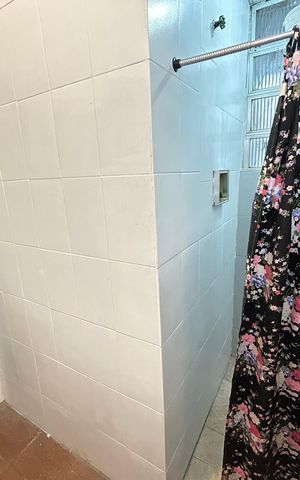 Casa para alugar com 70m², 2 quartos e sem vagaBanheiro