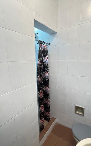 Casa para alugar com 70m², 2 quartos e sem vagaBanheiro